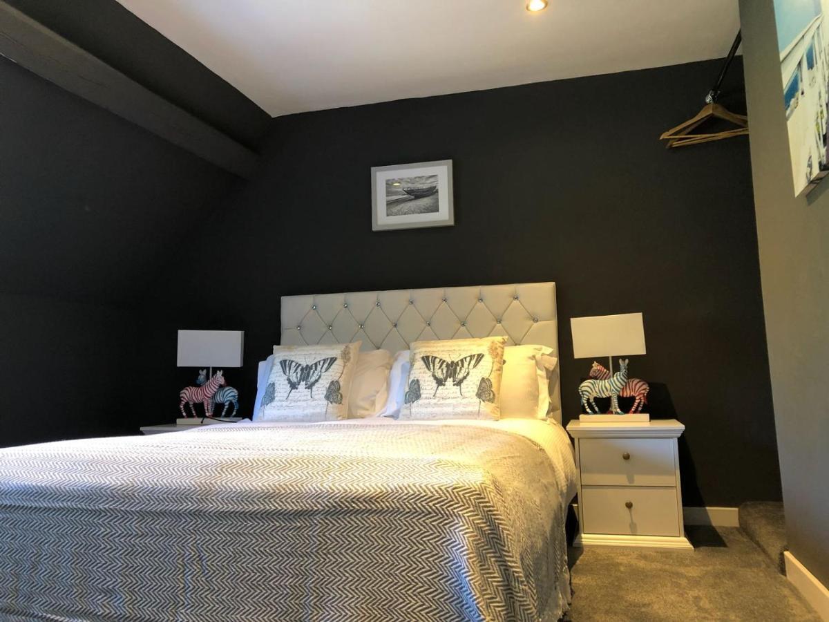 โอลด์ ฟลีซ อพาร์ตเมนต์ Apartment สเตราด์ ภายนอก รูปภาพ